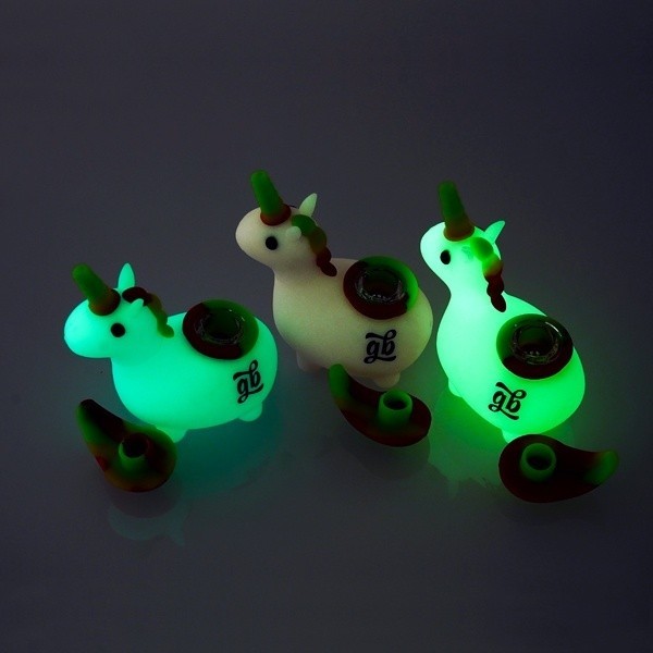 GB Glow in the Dark Unicorn Pipe