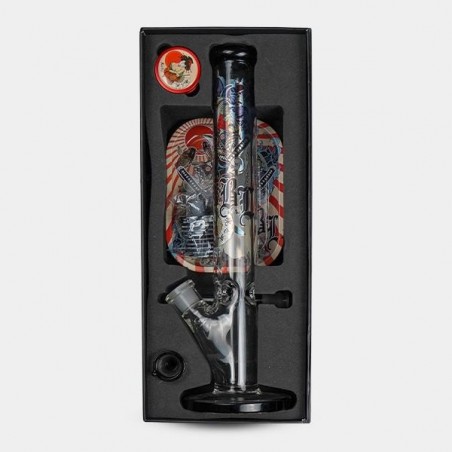Bong with Ronin and Geisha Black Leaf case - GB The Green Brand