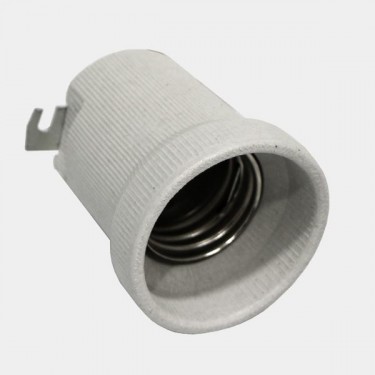 Ceramic socket for reflector