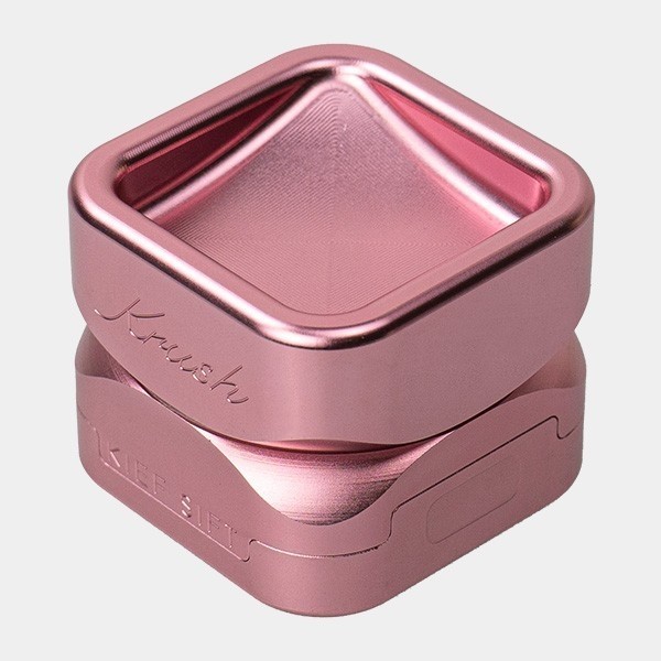 Krush Kube 3.0 Aluminum Grinder closed pink