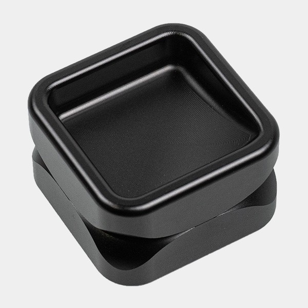 Krush Kube 2.0 Aluminum Grinder black closed