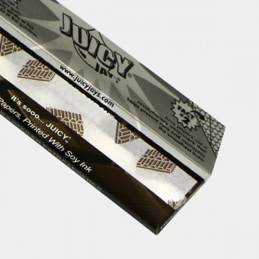 Juicy Jay's Double Dutch Chocolate flavored rolling paper, open