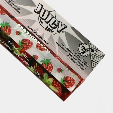 Juicy Jay's strawberry flavored rolling papers, open
