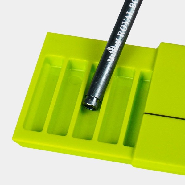 Green Royal Box with snorter
