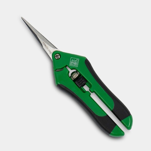 Round point scissors for easy trimming - GB