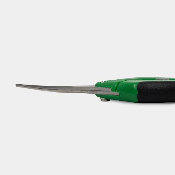 Round point scissors for easy trimming - GB