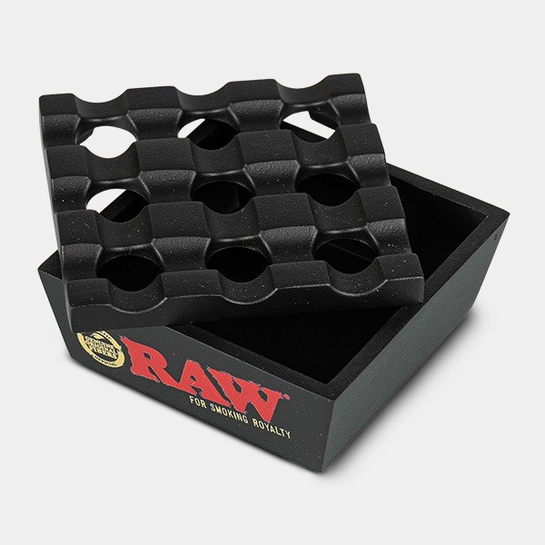 View RAW Regal Ashtray - GB The Green Brand