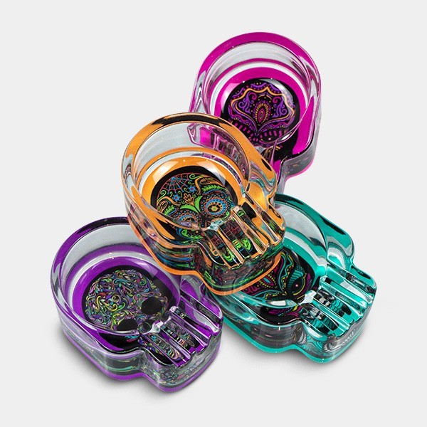 View Champ glass skull ashtray - GB The Green Brand