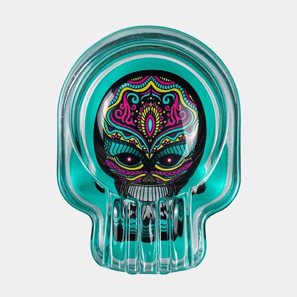 Champ glass skull ashtray