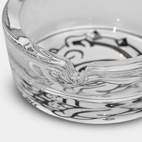 The Bulldog black & white Glass ashtray - GB The Green Brand