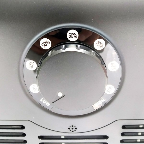 Super Grower 1.6 L/h wall humidifier with adjustment dial