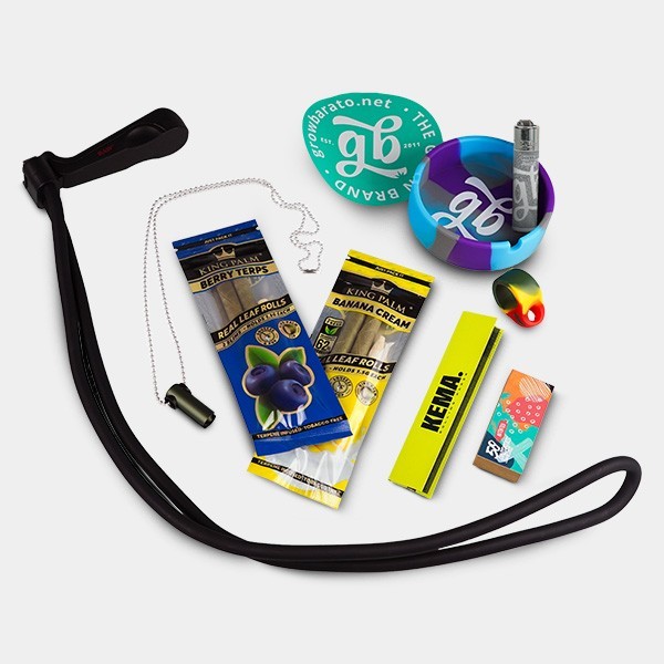 Gamer Kit with cannabis paraphernalia - GB The Green Brand