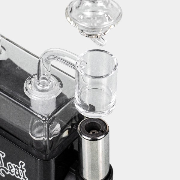 Travel Rig Black Leaf Bong With Torch - GB The Green Brand