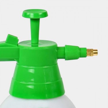 2L Pressure Sprayer detail