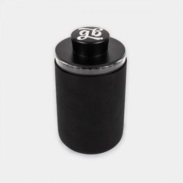 Front view of GB The Green Brand Stash Black Premium sealed container