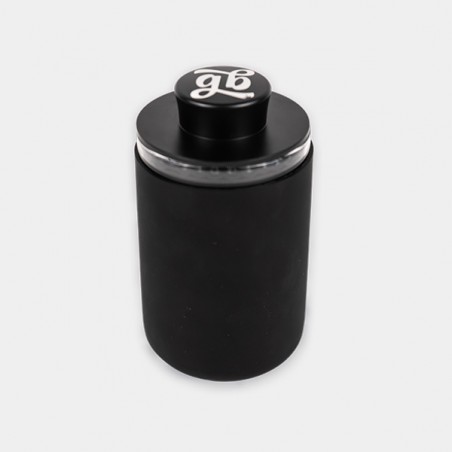 Front view of GB The Green Brand Stash Black Premium sealed container