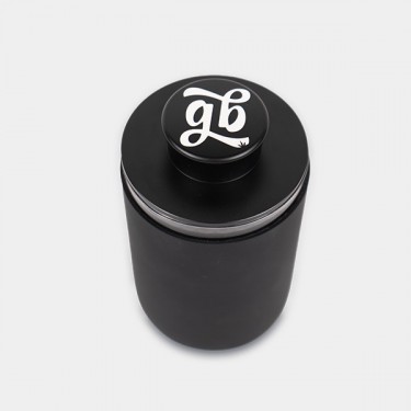 Front view of GB Black Premium sealed container