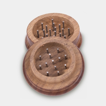 Classic carved wooden grinder, 50 mm - GB