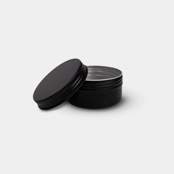 Black aluminum can